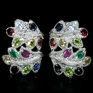 Оригинальные серьги с самоцветами