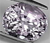 Серебристо-розовая шпинель 1,92 карат 