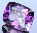 Крупная пурпурно-розовая шпинель 4,72 карат 