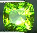 Эффектный перидот 4,6 карат 