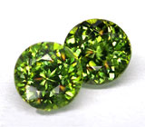 Пара демантоидов 1,32 карат 