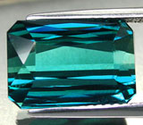 Роскошный "неоновый" турмалин 8,4 карат 