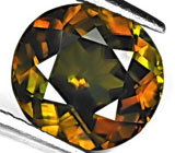 Коньячный сфен 2,6 карат 