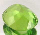 Ярко-зеленый перидот 4,85 карат 