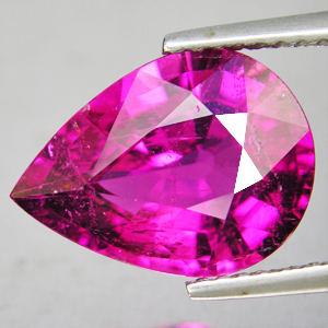 "Неоновый" турмалин рубеллит 4,07 карат