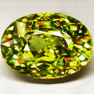 Золотисто-зеленый сфен 4,25 карат