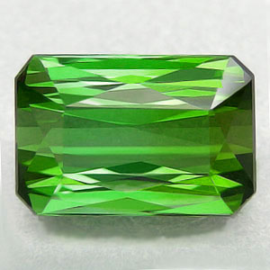 Чистейший зеленый турмалин 2,6 карат