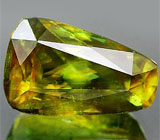 Эффектный сфен фантазийной огранки 3,17 карат 