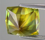 Сфен авторской огранки 5,04 карат 