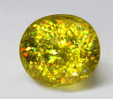 Роскошный золотистый сфен 3,09 карат 