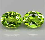 Пара перидотов 3,94 карат 