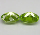 Пара перидотов 3,94 карат 