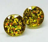 Пара золотистых сфенов 2,05 карат 