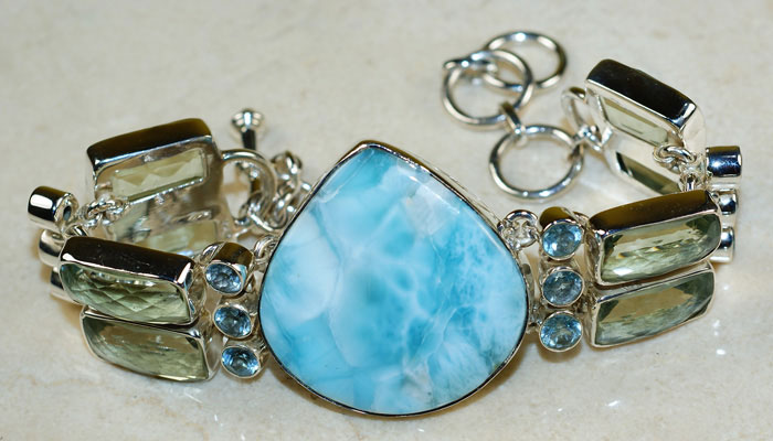 Браслет с крупным ларимаром