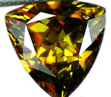 Фантастический сфен 3,01 карат 