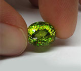 Фантастический зеленый сфен 5,13 карат 