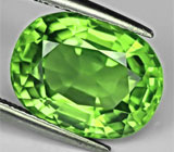 Превосходный яркий перидот 5,05 карат 