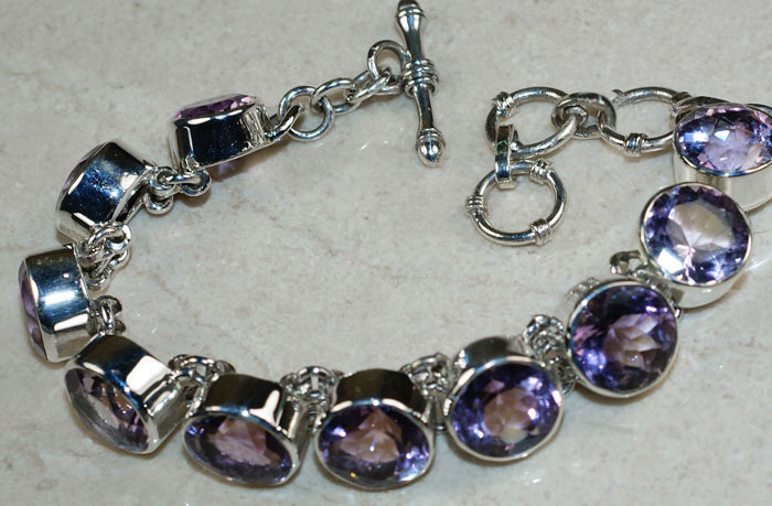 Браслет с аметистами