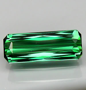 Зеленый турмалин 2,33 карат