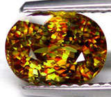 Превосходный золотистый сфен 1,67 карат 