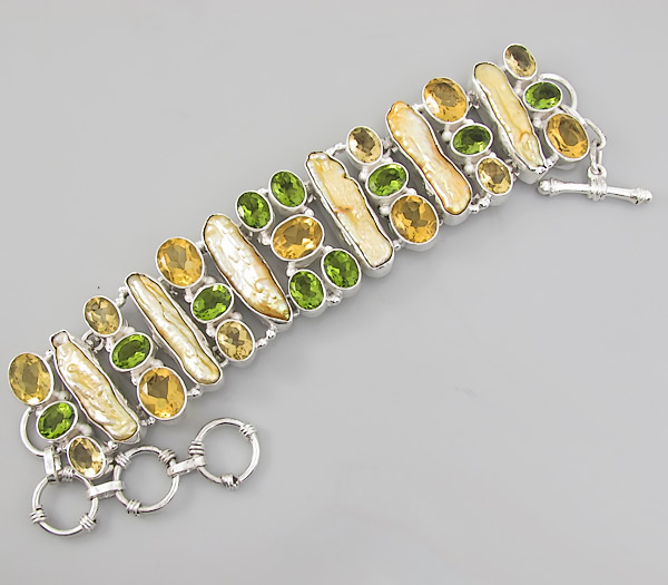 Браслет с пузырчатым жемчугом и цитринами