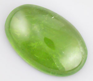 Крупный кабошон перидот 16 карат