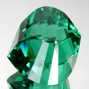 Зеленый аметист авторской огранки 24,94