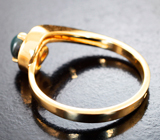 Золотое кольцо с хризиобериллом с ярко-выраженным эффектом кошачьего глаза 0,84 карата и брилилантами Золото