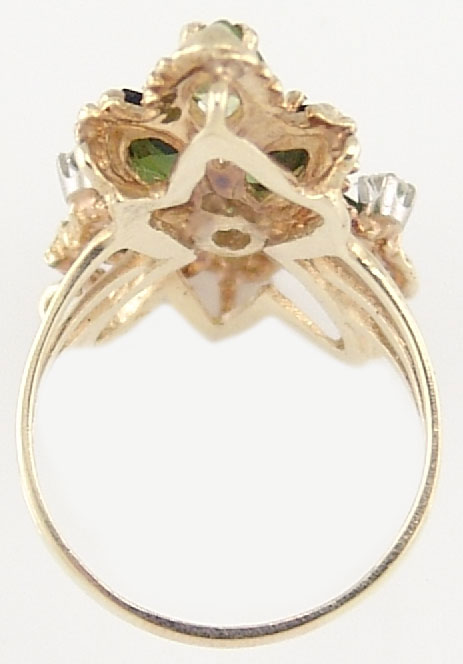 Роскошное кольцо с диопсидами, перидотами и бриллиантами Золото