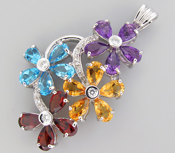 Кулон из коллекции "Sunshine" с самоцветами