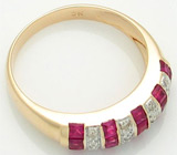 Кольцо с рубинами и бриллиантами Золото
