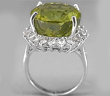Кольцо с чистейшим цитрином "зеленое золото" Серебро 925