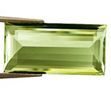Чистейший зеленый берилл 7,81 карат
