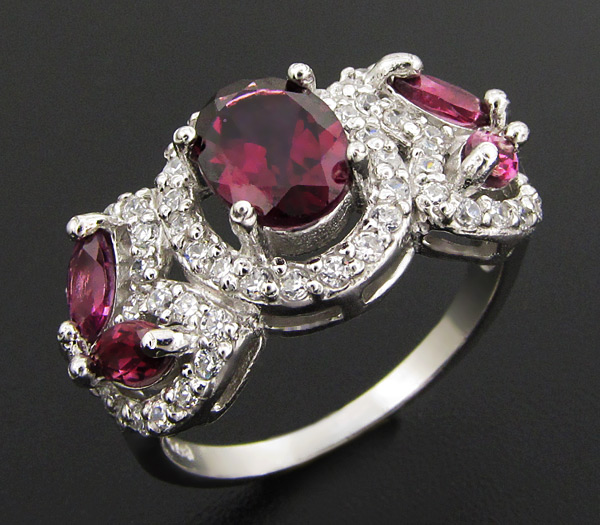 серебряные линии екатеринбург интернет магазин ювелирных украшений. ювелирные линии. кольцо дорожка с танзанитами. кольцо серебро вплавленный топаз. серебряное кольцо с шариками.