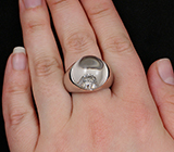 Удивительное кольцо от "Mauboussin" с бриллиантом под кварцевой лупой Золото