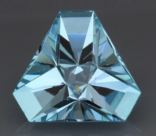 Топаз авторской огранки "Glar Bright" 8,8 карат