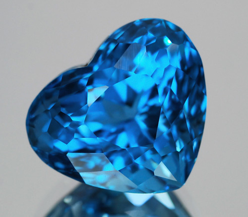 Топаз 12,09 карат