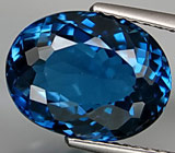 Насыщенный топаз 6,35 карат 