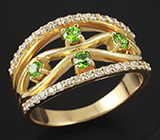 Кольцо с уральскими демантоидами и бриллиантами Золото
