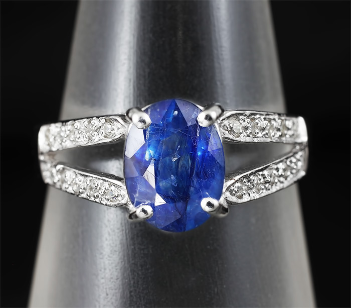 Сапфир 5 карат. 1,5 карат сапфир. Танзанит аа 1 карат серьги. 1 карат танзанита. Сапфир 1000 карат.