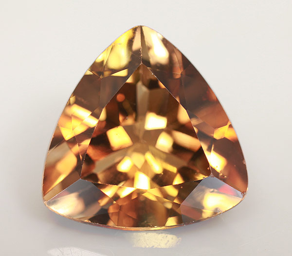 Империал топаз 6,65 карат