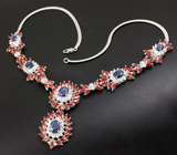 Колье с насыщенно-синими и красно-оранжевыми сапфирами Серебро 925