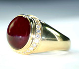 Кольцо с 19-каратным рубином и бриллиантами Золото