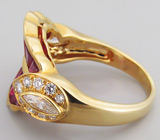 Кольцо с пурпурными сапфирами и бриллиантами Золото