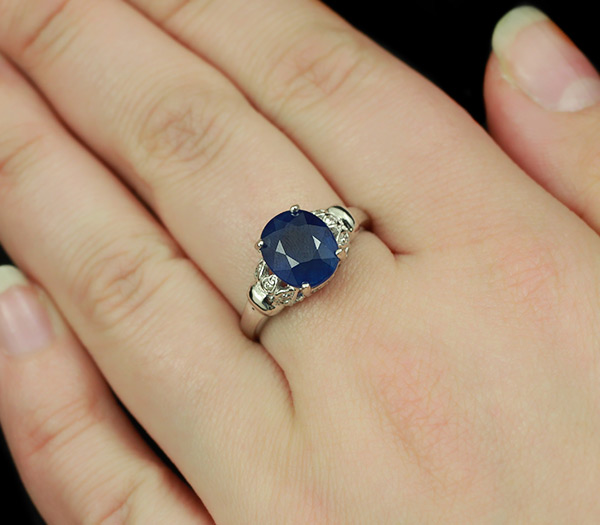 Сапфир треугольный. Сапфир 3. 3 карат в серебре. 3 карат в серебре. Сапфир 3/3.