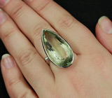 Серебряное кольцо с зеленым аметистом Серебро 925