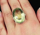 Серебряное кольцо с зеленым аметистом Серебро 925