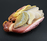 Миниатюра-подвеска "Попугай "из цельного мукаита 25,9 грамм 