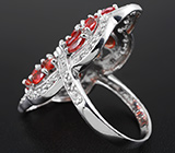 Серебряное кольцо с сапфирами и бесцветными топазами Серебро 925