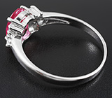 Прелестное серебряное кольцо с розовым сапфиром 1,78 карат Серебро 925